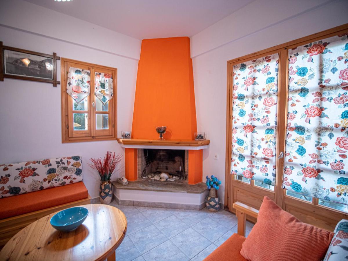 Orange House For Big Families In Damouchari - Delicious Houses 외부 사진