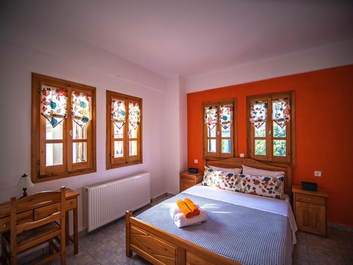 Orange House For Big Families In Damouchari - Delicious Houses 외부 사진