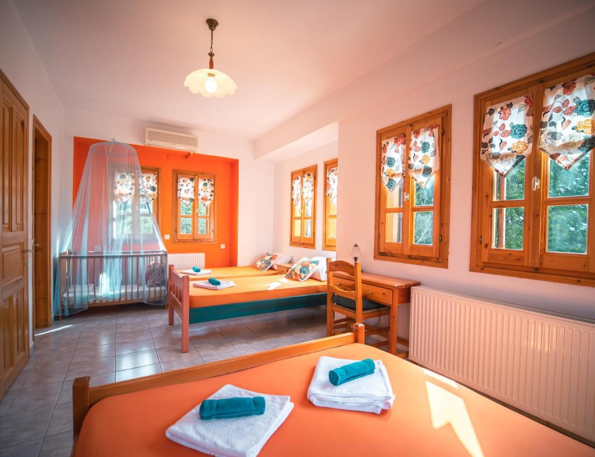 Orange House For Big Families In Damouchari - Delicious Houses 외부 사진