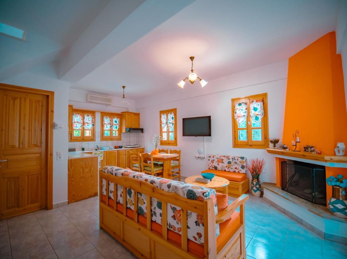 Orange House For Big Families In Damouchari - Delicious Houses 외부 사진